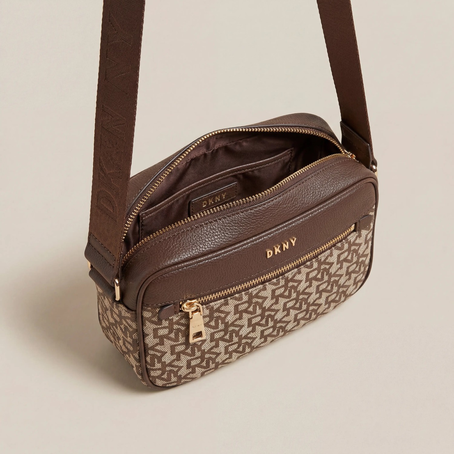 Sac chocolat — intérieur