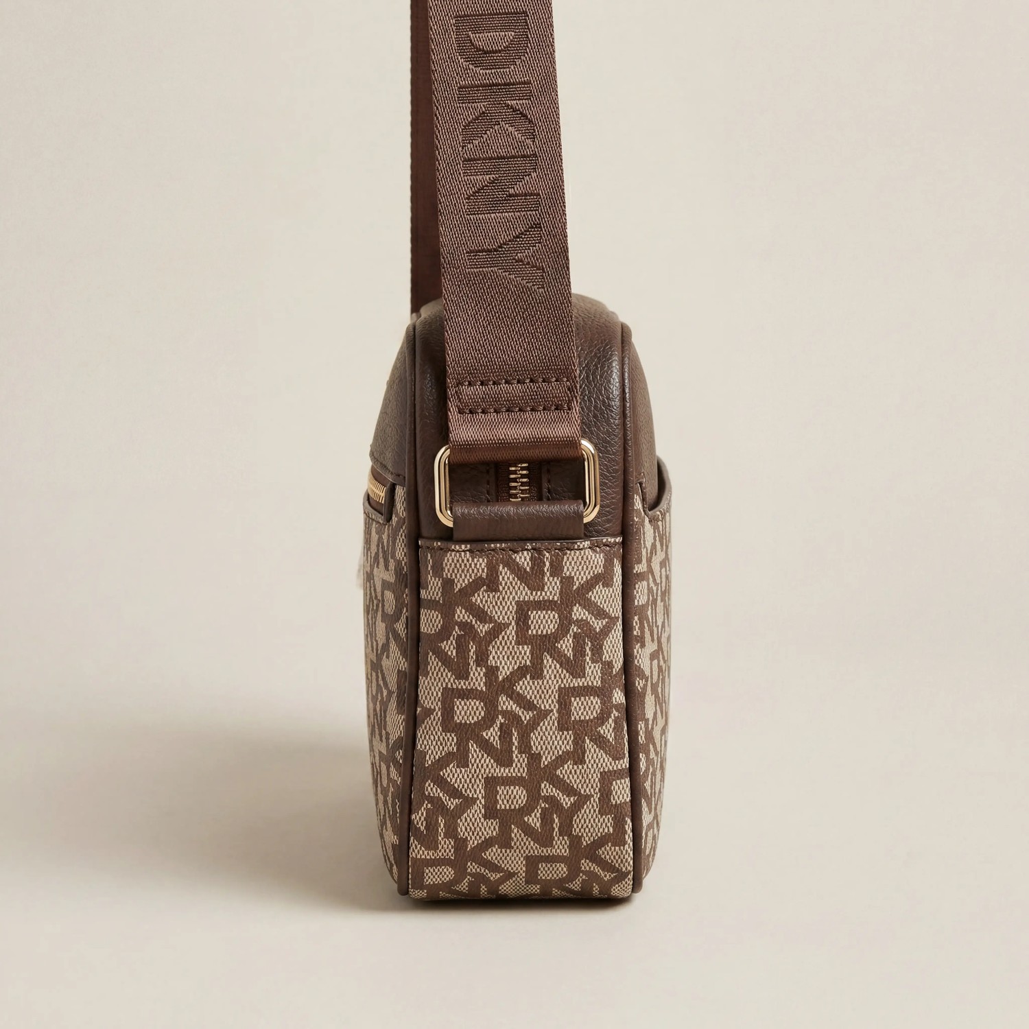 Sac chocolat — profil